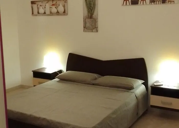 Oasi Degli Allori Bed & Breakfast 3*