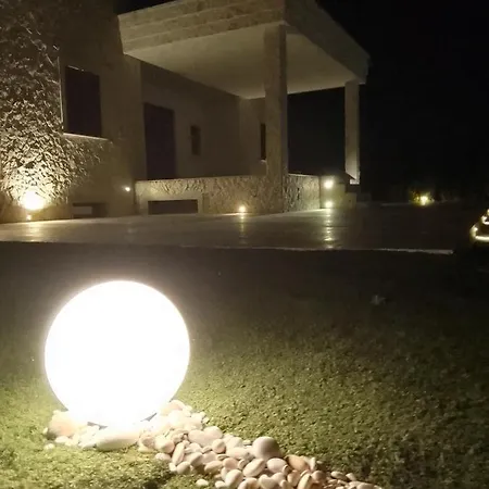 Oasi Degli Allori Bed & Breakfast